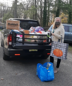 Read more about the article Turkey Dinners Donations from Camden Catholic Students!
